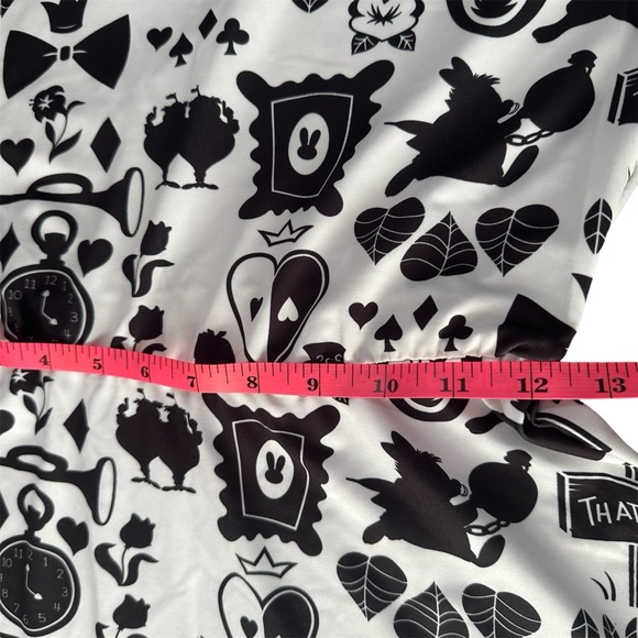 NWT! Disney Alice in Wonderland Icons Mini Dress White & Black | Women’s Medium - Picture 7 of 12